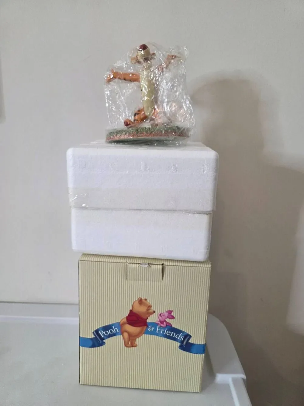 Winnie The Pooh And Friends Figurines Tigger Congratulations To You-Hoo-Hoo NIB